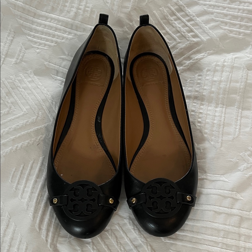 Tory Burch Black Leather Flats with Logo Detail